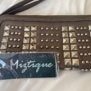 Miztique Clutch- Never Been Used! With Tags!